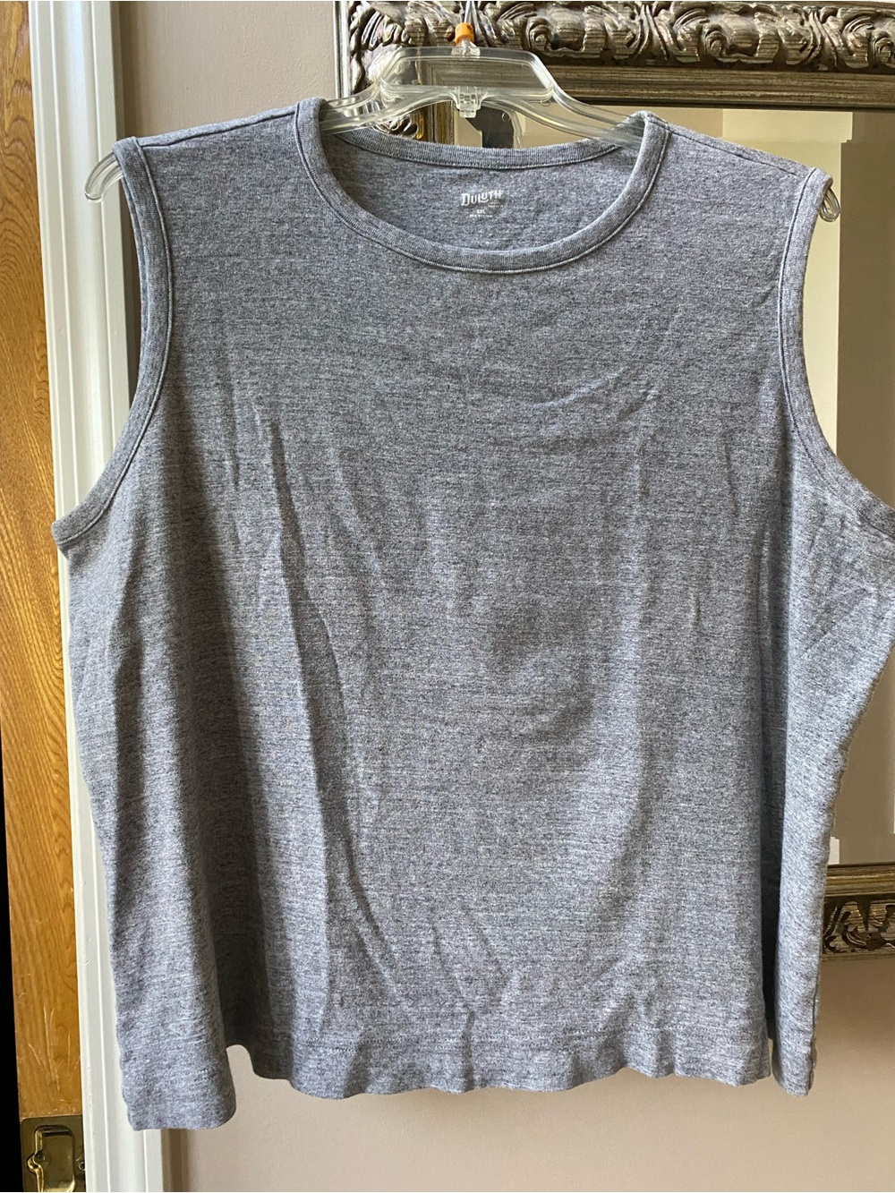 Duluth Trading Company Gray Sleeveless Crewneck Top, XXL.